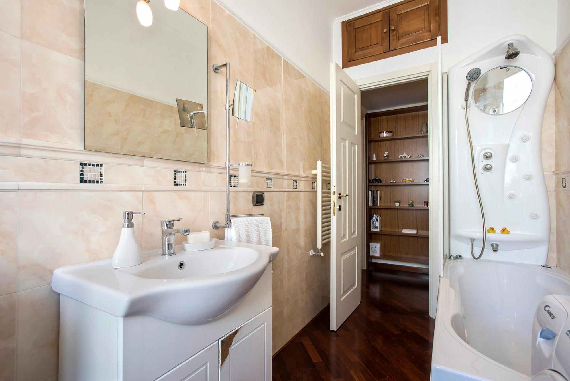 A Poche Fermate Dal Centro - Design Home Rome Extérieur photo